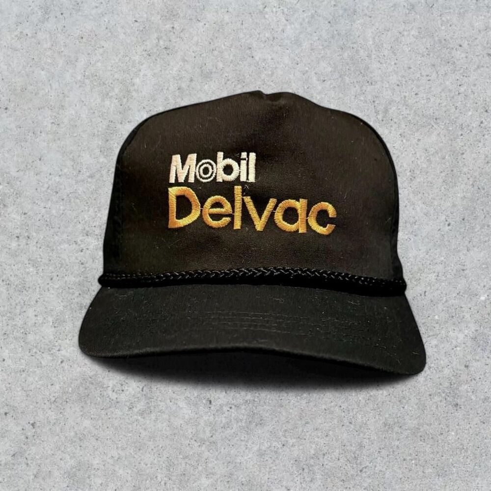Vintage 90’s Mobil Delvac Racing Snapback Hat